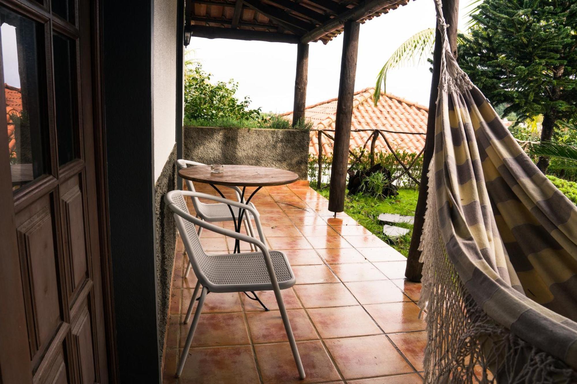 Casas De Campo Do Pomar B&B - Self Check-In Сантана Номер фото
