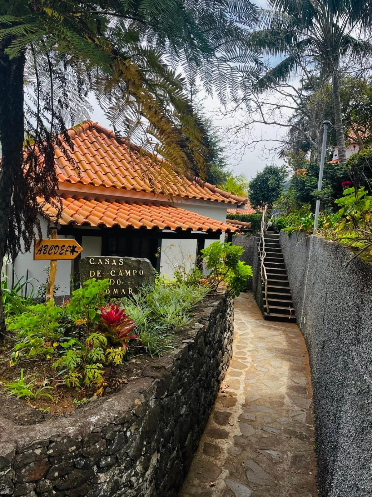 Casas De Campo Do Pomar B&B - Self Check-In Сантана Екстер'єр фото
